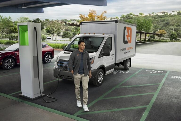 2025 Ford E-Transit charging