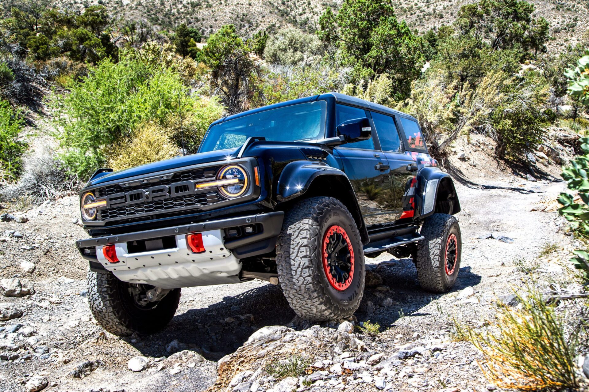 2024 Ford Bronco Raptor Code Orange 2 scaled 2025 Ford Bronco Overview